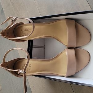 Naturalizer Leah - Light Nude Heeled Sandals, Sz 10M